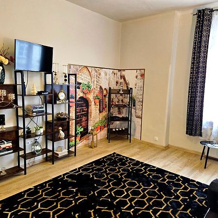 Sara -Mikolajska - Rynek - Netflix Hydromassage Apartment Красков Екстериор снимка