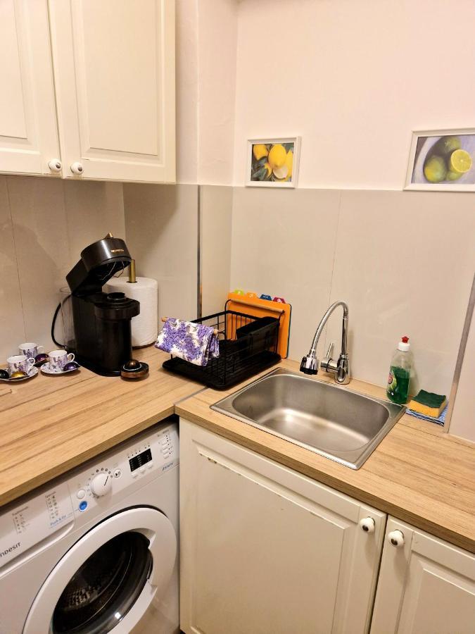 Sara -Mikolajska - Rynek - Netflix Hydromassage Apartment Красков Екстериор снимка