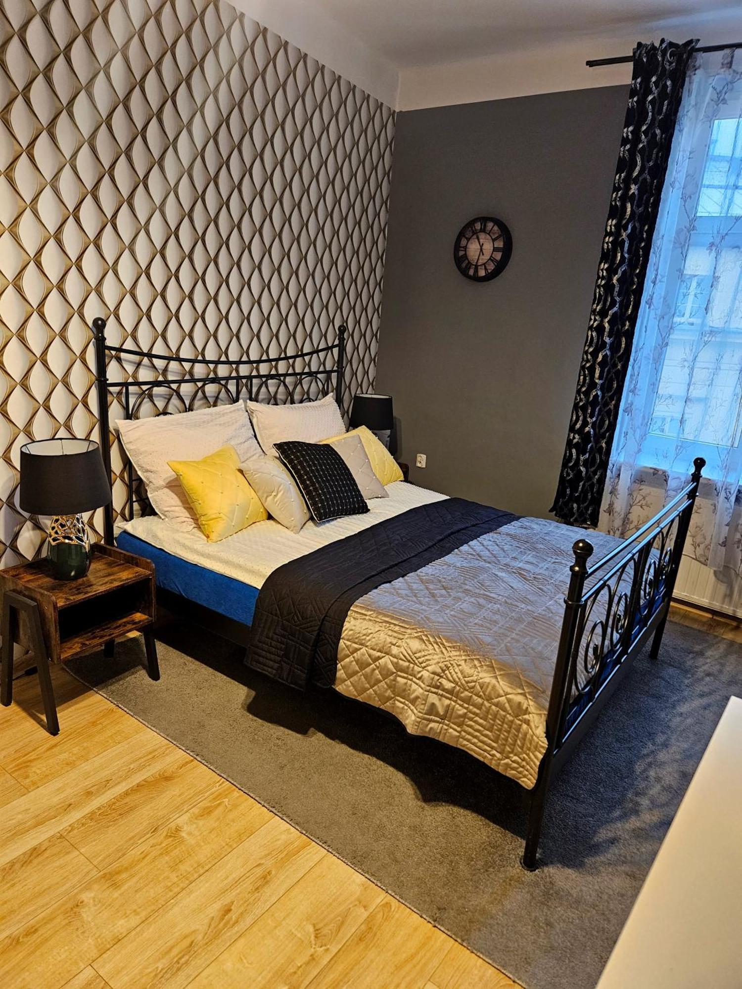 Sara -Mikolajska - Rynek - Netflix Hydromassage Apartment Красков Екстериор снимка