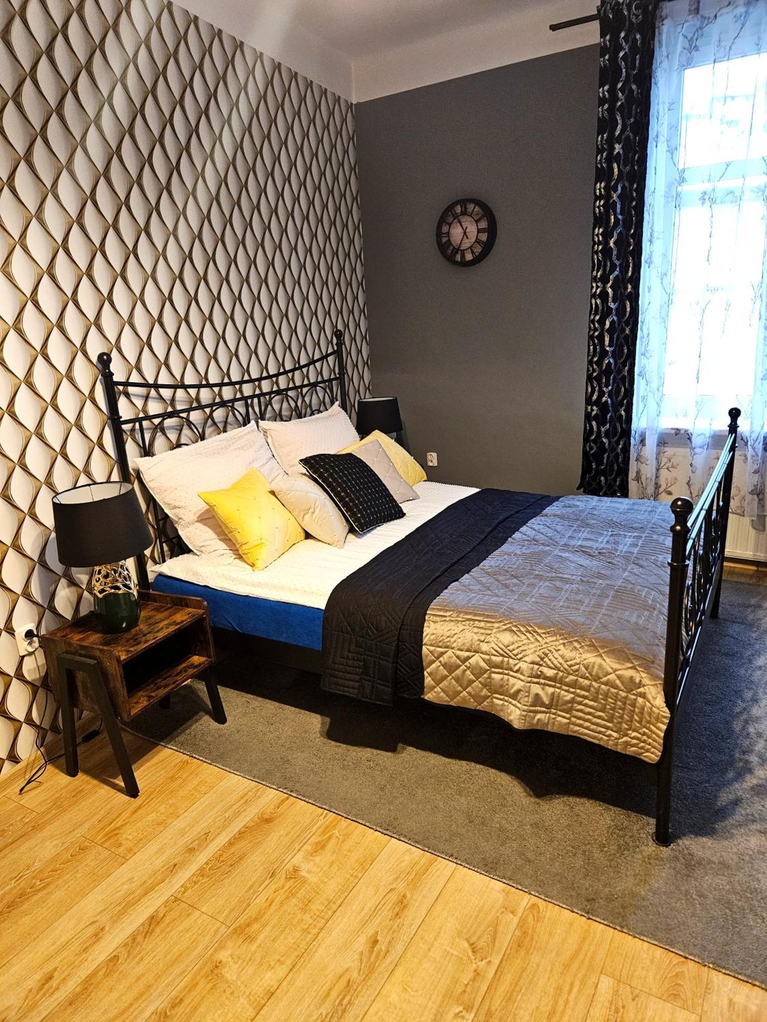 Sara -Mikolajska - Rynek - Netflix Hydromassage Apartment Красков Екстериор снимка